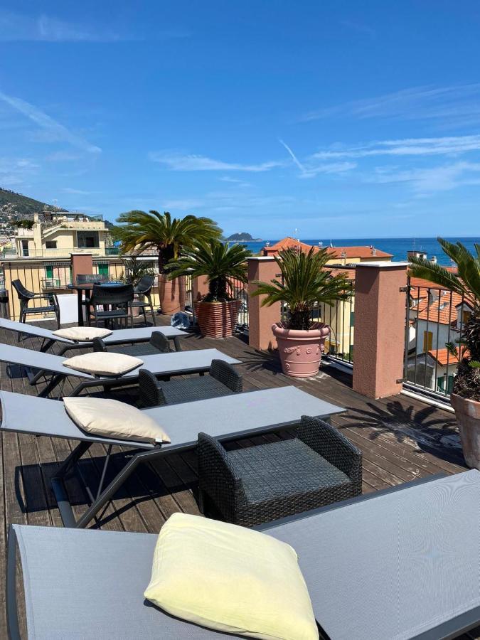 Allegroitalia Alassio Rosa Bagian luar foto