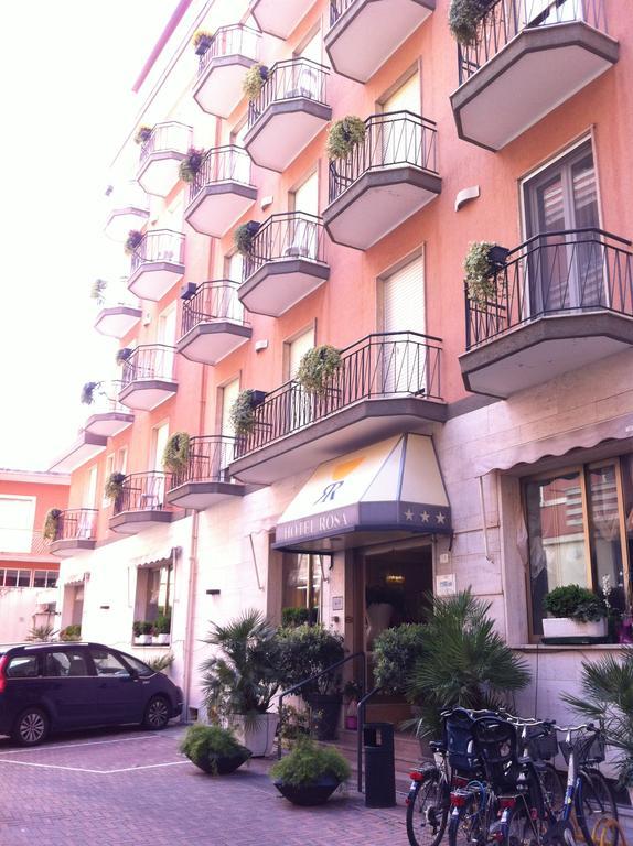 Allegroitalia Alassio Rosa Bagian luar foto